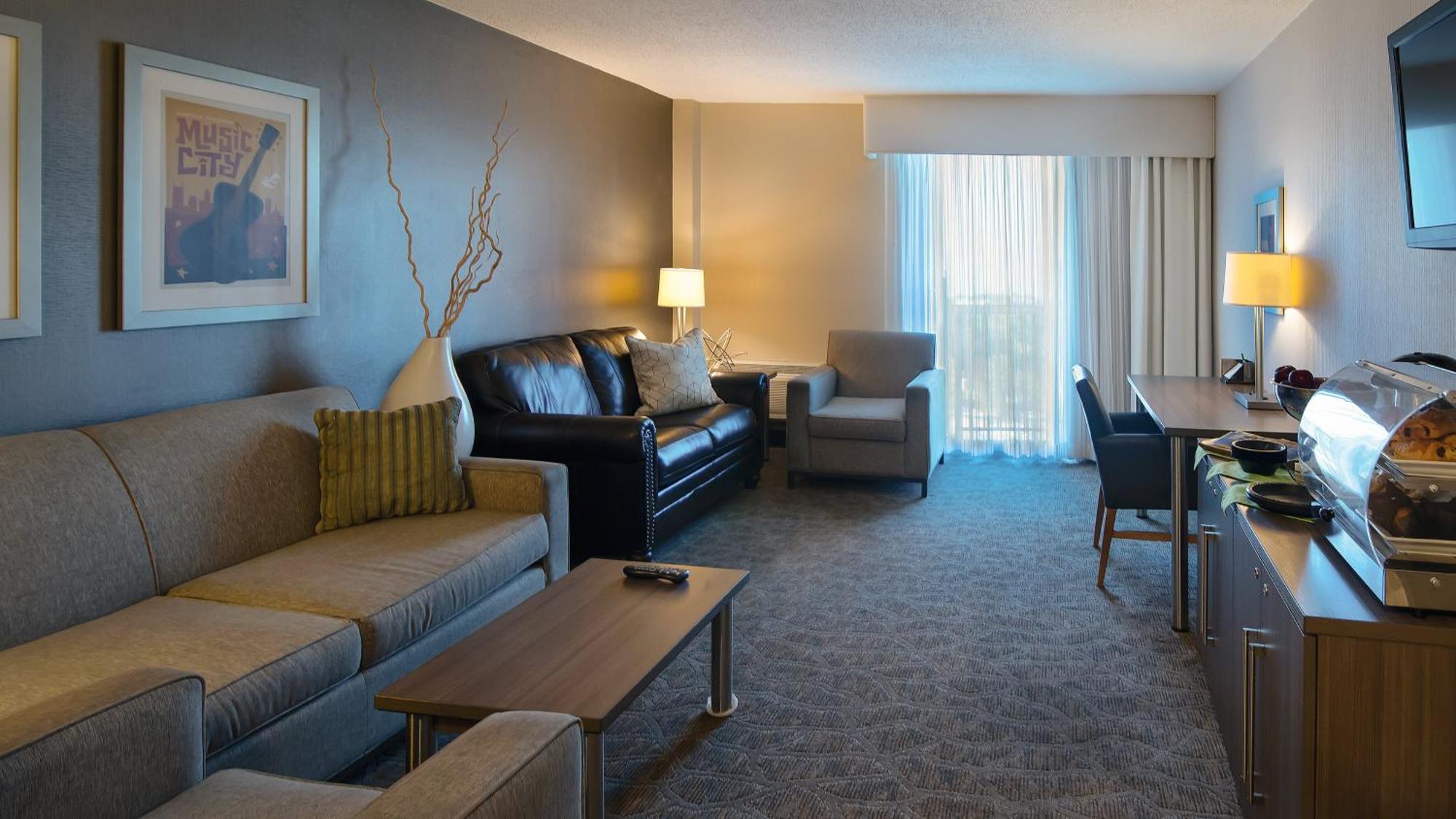 Holiday Inn Nashville Vanderbilt By Ihg Buitenkant foto